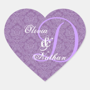 Lila och vit Bröllop Damask Monogram D Sticker Hjärtformat Klistermärke