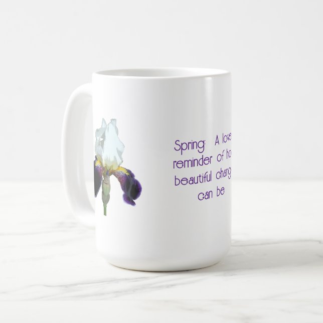 Lila och vit iris med citat kaffemugg (Framsida vänster)
