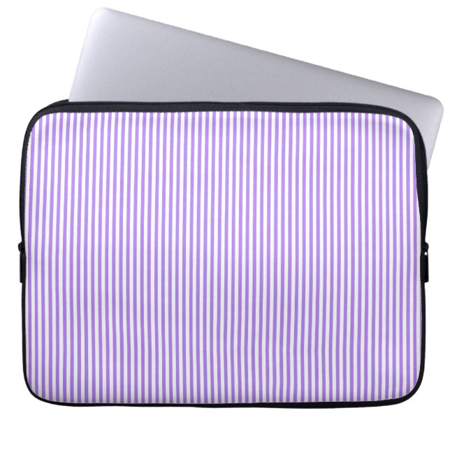 Lila- och vitrandar laptop sleeve (Framsidan)