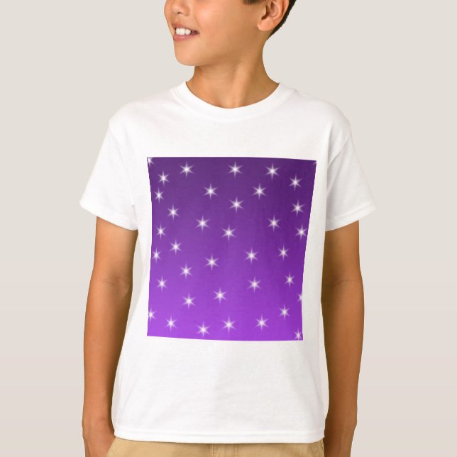 Lila- och vitstjärnor, modell t-shirt (Framsida)