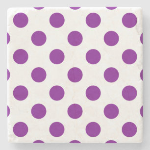 Lila och vitt polka dots underlägg sten