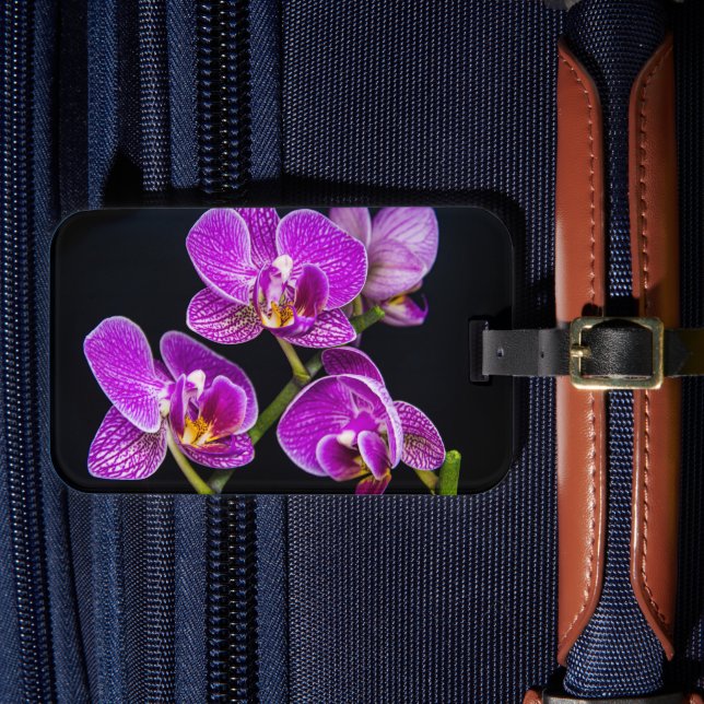 Lila orchid bagagebricka (Framsida Insitu 4)