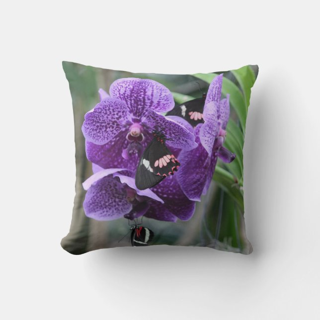 Lila Orchid-fyllning (med fjärilar) Kudde (Framsida)
