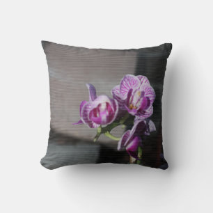 Lila Orchid Kudde