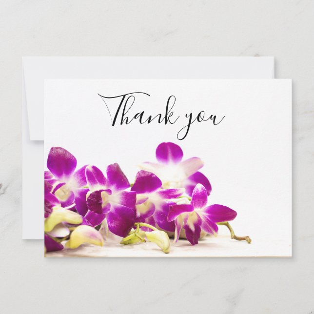 Lila orchid med sten på vitt bakgrundspa  tack kort (Framsida)