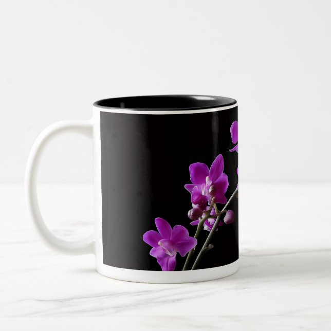 Lila orkidéblommor Tvåtons mugg (Vänster)