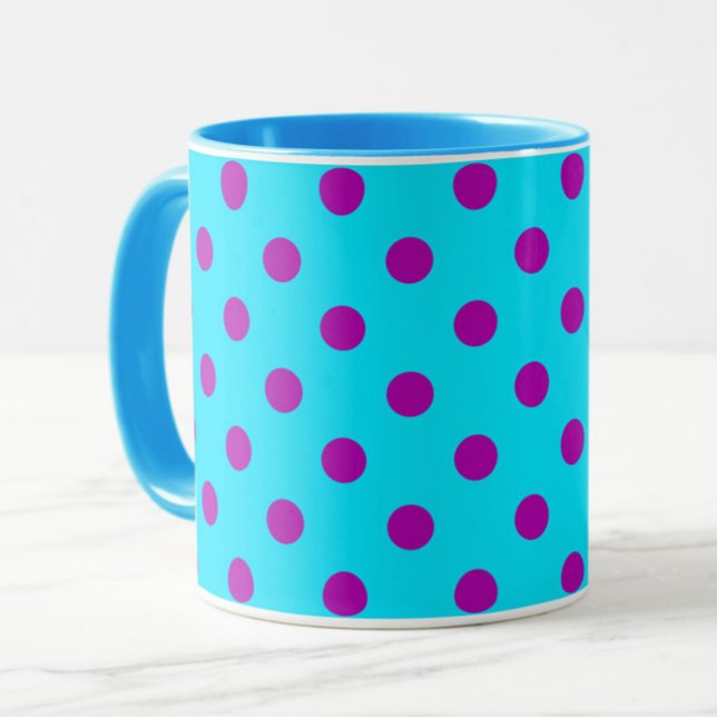 Lila på blåa prickmönsterdesign mugg (Skapare uppladdad)