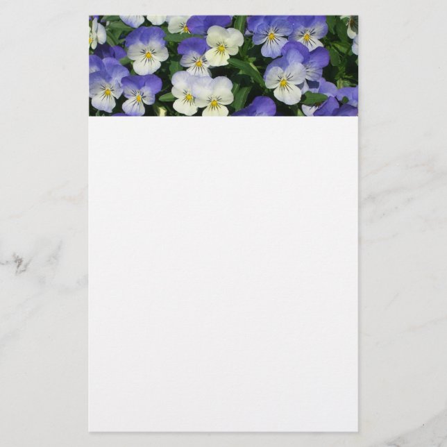 Lila Pansies Garden Blommigt Brevpapper (Framsida)