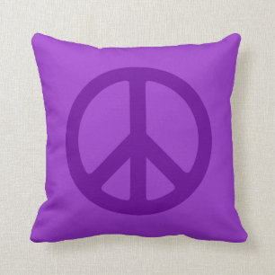 Lila Peace Symbol Kudde
