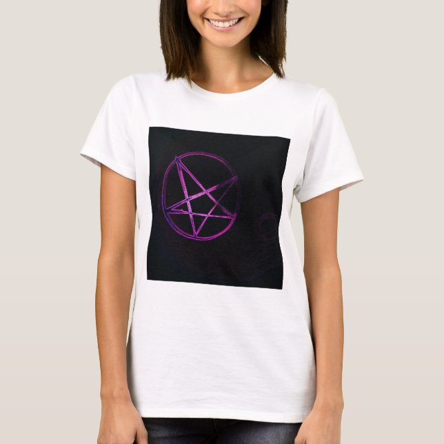 lila pentagram t shirt (Framsida)