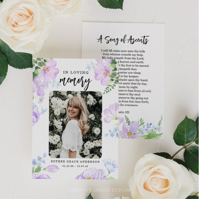 Lila Petals in Loving Memory Prayer Card Visitkort (Skapare uppladdad)