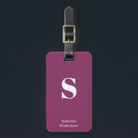 Lila Plum Berry Monogram Namn Snyggt Typewriter Bagagebricka<br><div class="desc">Lila Plum Berry Monogram Namn Snyggt Typewriter Luggage Tag för resor och semester,  anpassa den här snyggt-säckens märkre med ditt första monogram och namn.</div>