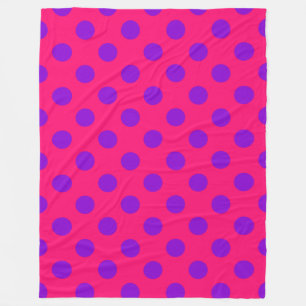 Lila polka dots på hjortdjur fleecefilt