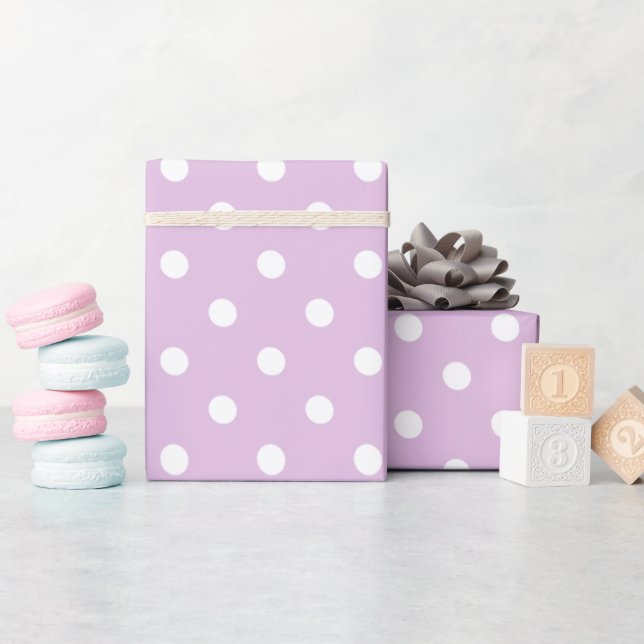 Lila prickar presentpapper (Baby Shower)