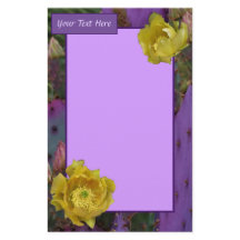 Lila Prickly Pear Opuntia Cactus Gula blommor