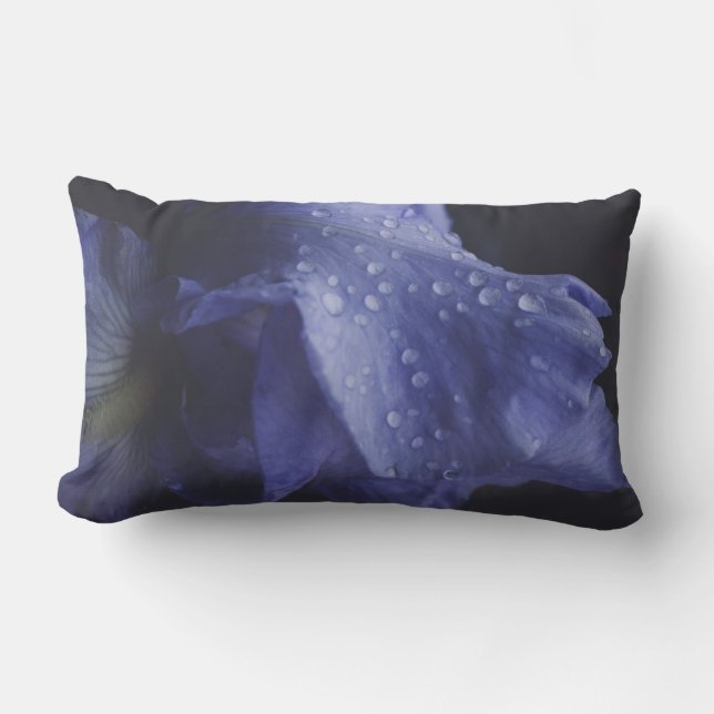 Lila Ro Flower Lumbarkudde (Framsida)