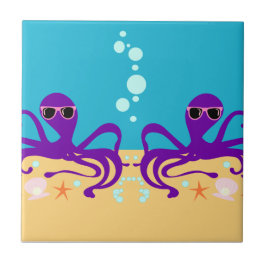 Lila Roligt Groovy Octopus Tecknad Art. Kakelplatta
