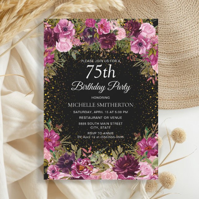 Lila Rosa Blommigt Glitter Black 75:e födelsedag Inbjudningar (Elegant burgundy and pink watercolor floral  on black 75th birthday party invitation)