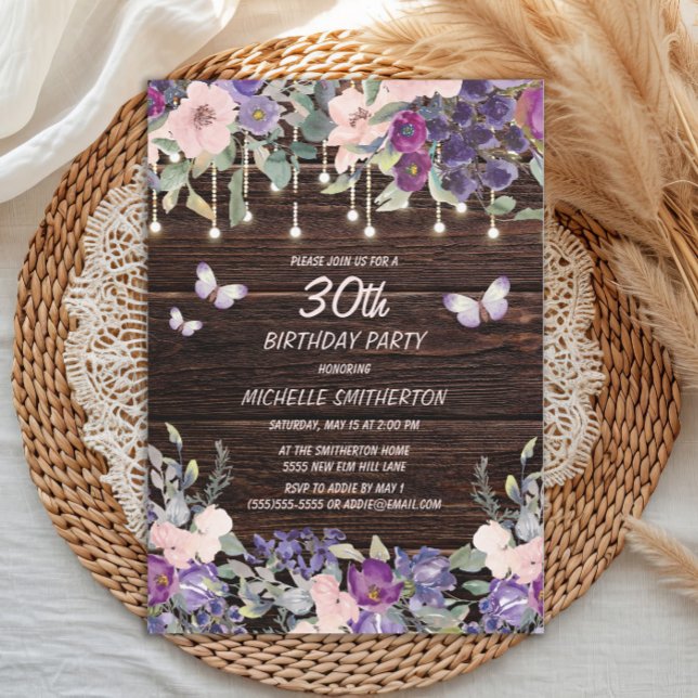 Lila Rosa Flowers Butterflies Rustic Wood 30:e Inbjudningar (Purple and pink watercolor floral and butterflies on rustic wood 30th birthday party invitation)