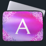 Lila Rosa Glitter och Gnistra Monogram Laptop Fodral<br><div class="desc">Lila och Rosa Faux Glitter och Gnistra Metallic Foil Elegant Monogram Fodral. Fodral kan anpassas så att det omfattar ditt första och första namn.</div>