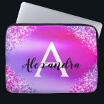 Lila Rosa Glitter och Gnistra Monogram Laptop Fodral<br><div class="desc">Lila och Rosa Faux Glitter och Gnistra Metallic Foil Elegant Monogram Fodral. Fodral kan anpassas så att det omfattar ditt första och första namn.</div>