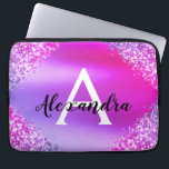 Lila Rosa Glitter och Gnistra Monogram Laptop Fodral<br><div class="desc">Lila och Rosa Faux Glitter och Gnistra Metallic Foil Elegant Monogram Fodral. Fodral kan anpassas så att det omfattar ditt första och första namn.</div>