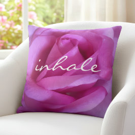 Lila Rosa ros Photo Inhale Quote Bold Modern Kudde