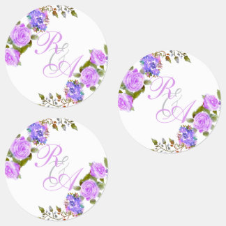 Lila Rosband Monogram Bröllopsinbjudan Klistermärke