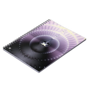 Lila rymd anteckningsbok med spiral