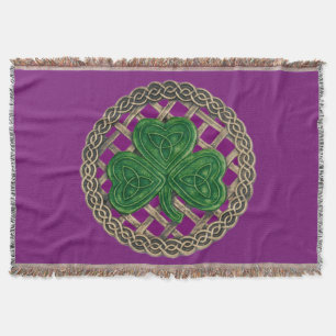 Lila Shamrock on Celtic Knott Throw Blanket Filt
