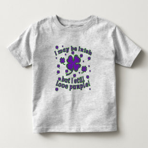 Lila Shamrock St. Patrick's Day Design T-shirt