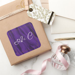Lila Silke och Guld Monogrammed Fyrkantigt Klistermärke