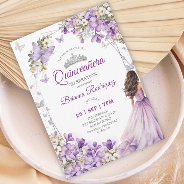 Lila Silver Blommig Fjäril Quinceañera Inbjudningar (Skapare uppladdad)
