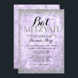 Lila Silver Faux Glitter Ljus Bat mitzvah Inbjudningar<br><div class="desc">Fira i stil med denna moderna Bat mitzvah inbjudan,  som innehåller en lilac lila gnistra ljus med en faux silver glitter gräns. Mönster är platta tryckta illustrationer/grafik - INTE FATUAL GLITTER.</div>
