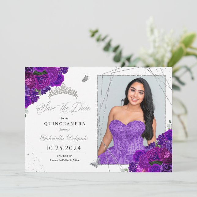Lila & Silver Quinceañera Spara datumfoto Inbjudningar (Stående Fram)