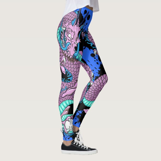 Lila stänkande drak tatuering konst på elektrisk b leggings (Höger)