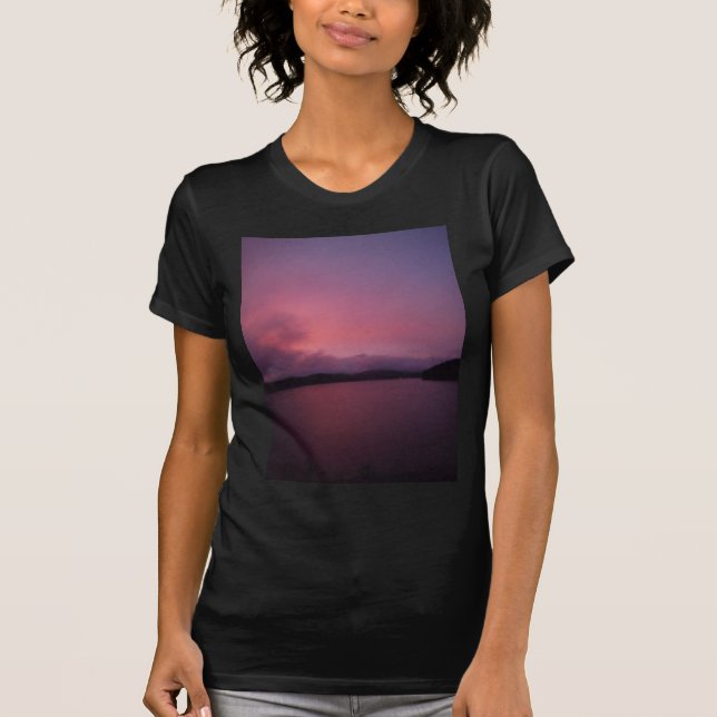 Lila sunset on Sjö Arrowhad Tee (Framsida)