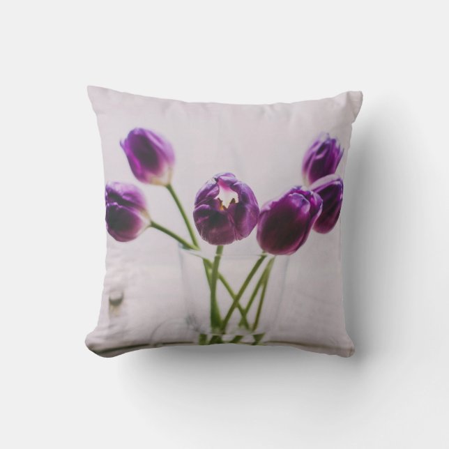 Lila Tulip Dekorativ kudde (Framsida)