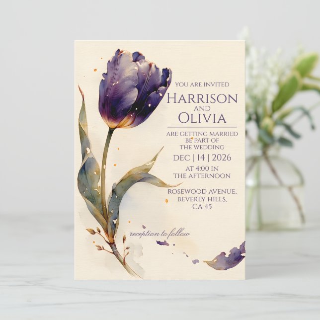 Lila Tulpan Vattenfärg Blommig Elegant Bröllopsinb Inbjudningar (Stående Fram)