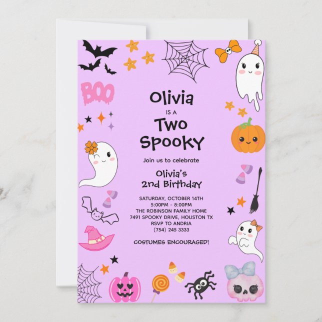 Lila Två Spooky Cute Halloween 2:a födelsedagen Inbjudningar (Framsida)