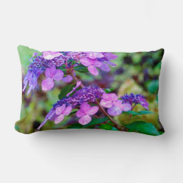 Lila Twist och Shout Hydrangea Flower Lumbarkudde