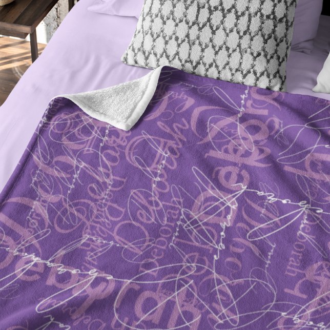 Lila Typography Blanket för hennes skull Fleecefilt (Skapare uppladdad)