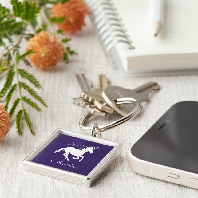 Lila Unicorn Personlig Keychain Fyrkantig Silverfärgad Nyckelring (Sidan)