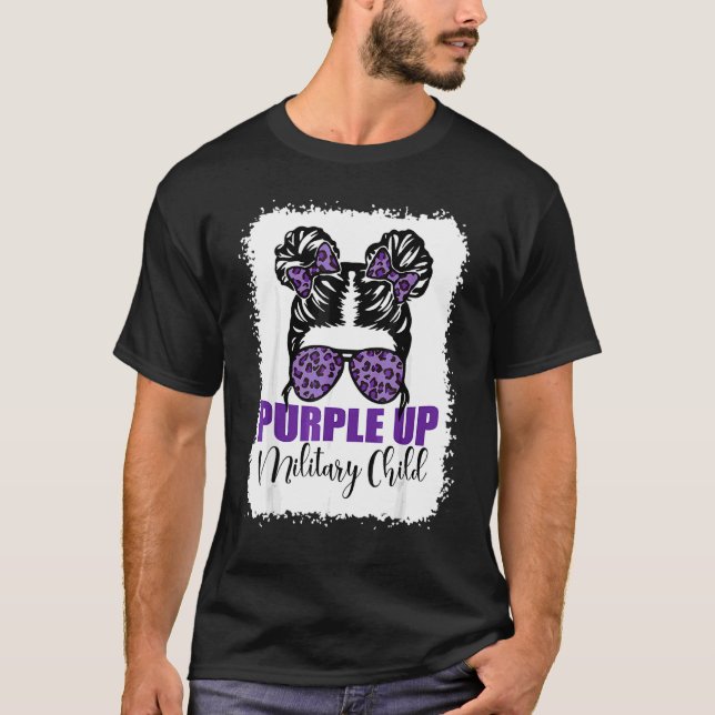 Lila Up För barn Milit Child Month Messy Bun T Shirt (Framsida)