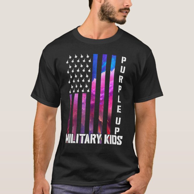 Lila upp för militära barn Regnbåge Militära krets T Shirt (Framsida)