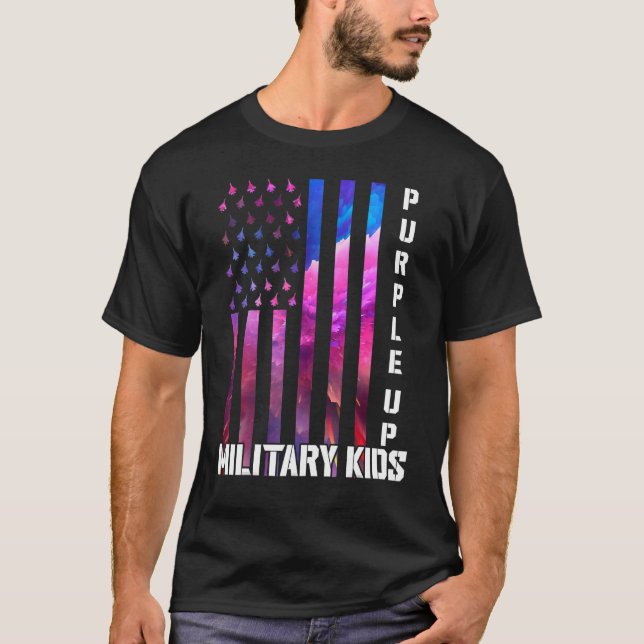 Lila upp för militära barn Regnbåge Militära krets T Shirt (Framsida)