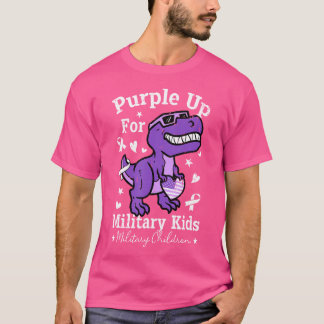 Lila upp för militära barn under militärmånaden D T Shirt