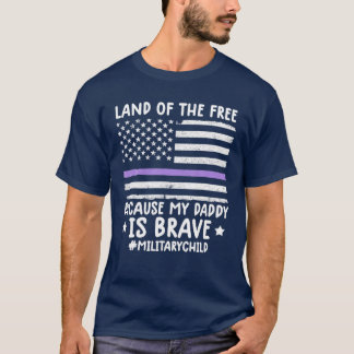 Lila upp militärens barnland i det fria USA flagga T Shirt