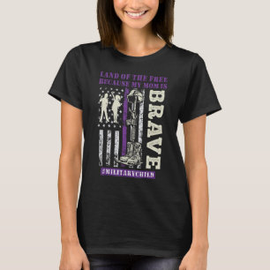 Lila upp militärens barnland i mitt fria Mamma T Shirt
