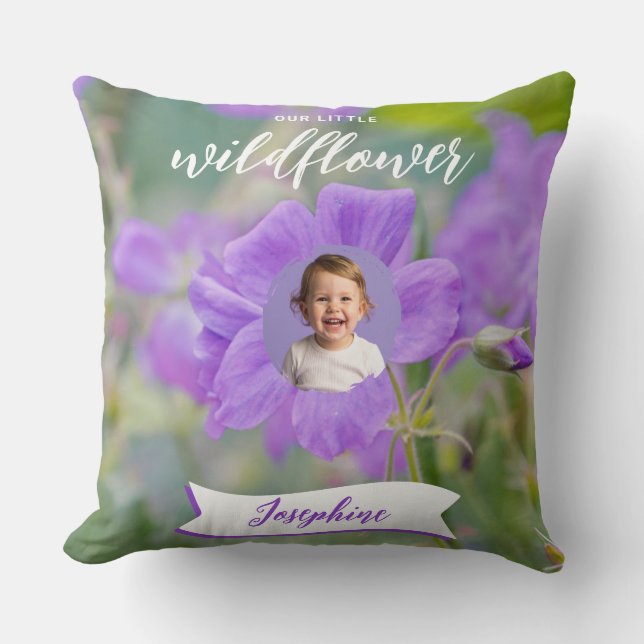 Lila Vår Lilla Vilda Blomma Anpassad Barn Foto Nam Kudde (Framsida)